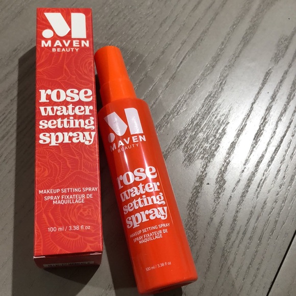 ❤️MAVEN BEAUTY ROSE WATER SETTING SPRAY❤️ - Picture 2 of 8